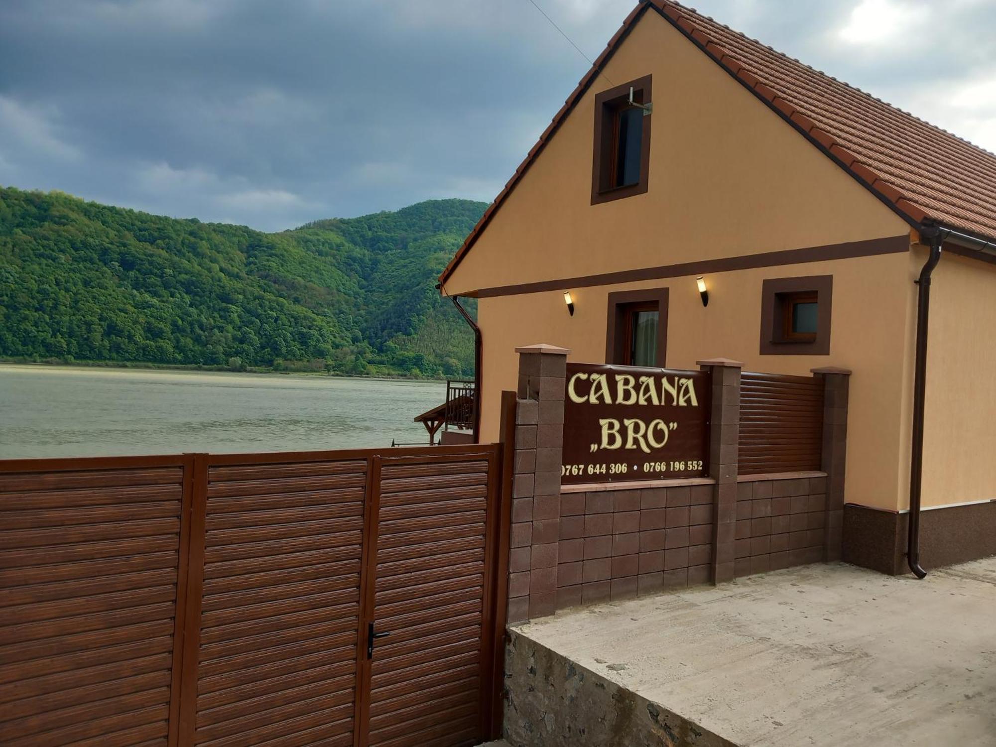 Cabana Bro Clisura Dunarii Liborajdea Exterior foto